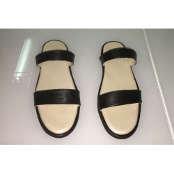 Sandali per donna in pelle nera