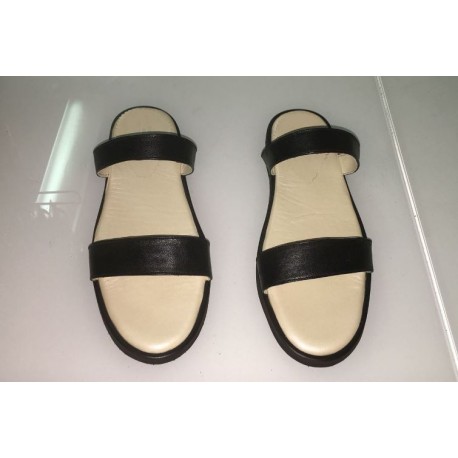 Sandali per donna in pelle nera