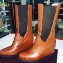Stivale in pelle colore cuoio