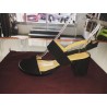 Sandali a due fasce in camoscio colore nero