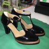 Scarpe in pelle lucida colore nera