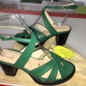 Sandali in pelle colore verde
