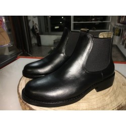 Stivaletti Chelsea uomo in colore nero